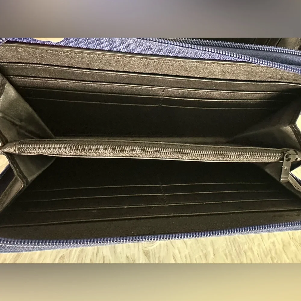 Tumi Horizon Double‎ Zipper Organizer Travel Wallet Clutch